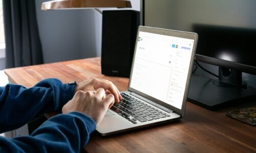 nz website losing customers -Bright Box | Social Media Marketing - Auckland